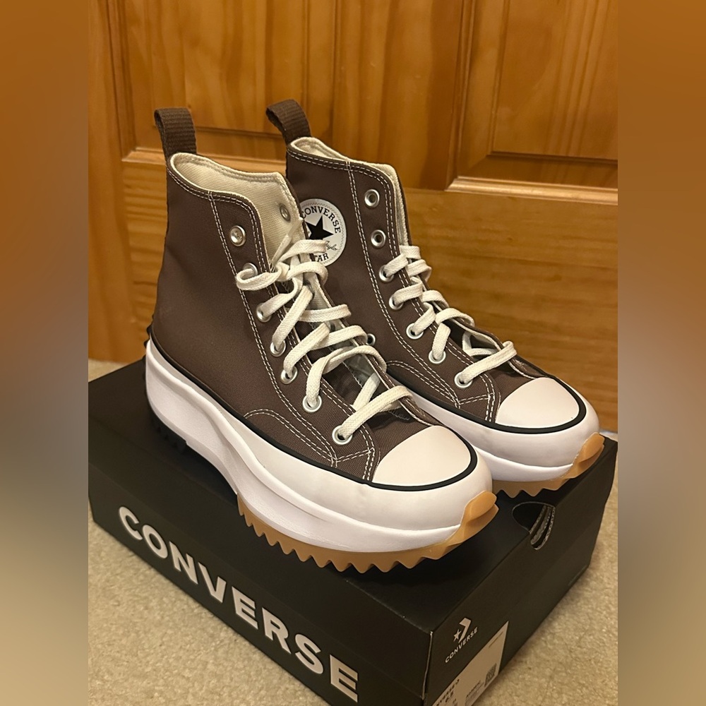 NIB CONVERSE WOMENS Sz 6.5 RUN STAR HIKE HI Earthen Brown